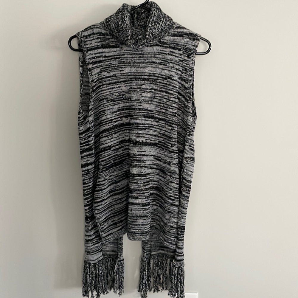 New York & Company: Turtle Neck Sweater-Open Back